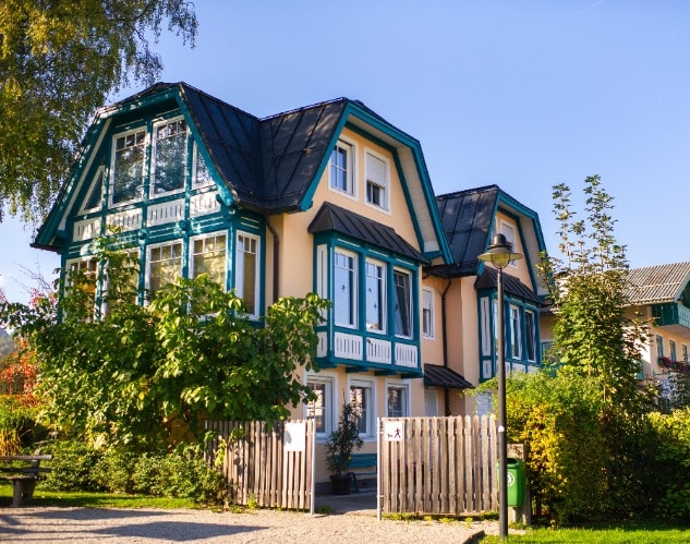 299 000 €